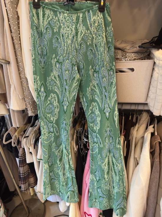 Zara Pants - Zara Green Paisley Knit bell bottom pants